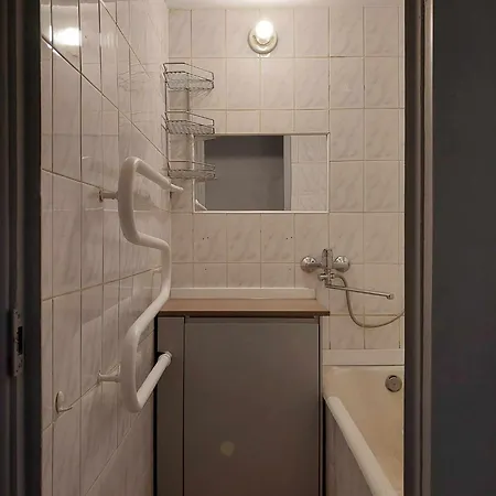 Apartment Cheap Near The Tv Tower *